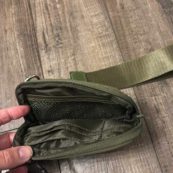 Wristlet Brand new - Picture 3 of 6